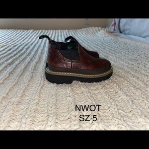 🌻💜 toddler romeos